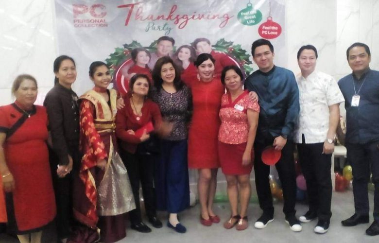 Personal Collections Thanksgiving Party